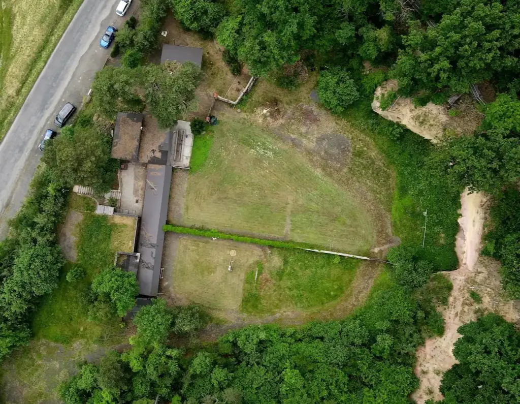 pohled z výšky | areál volnočasových aktivit střelnice katusice